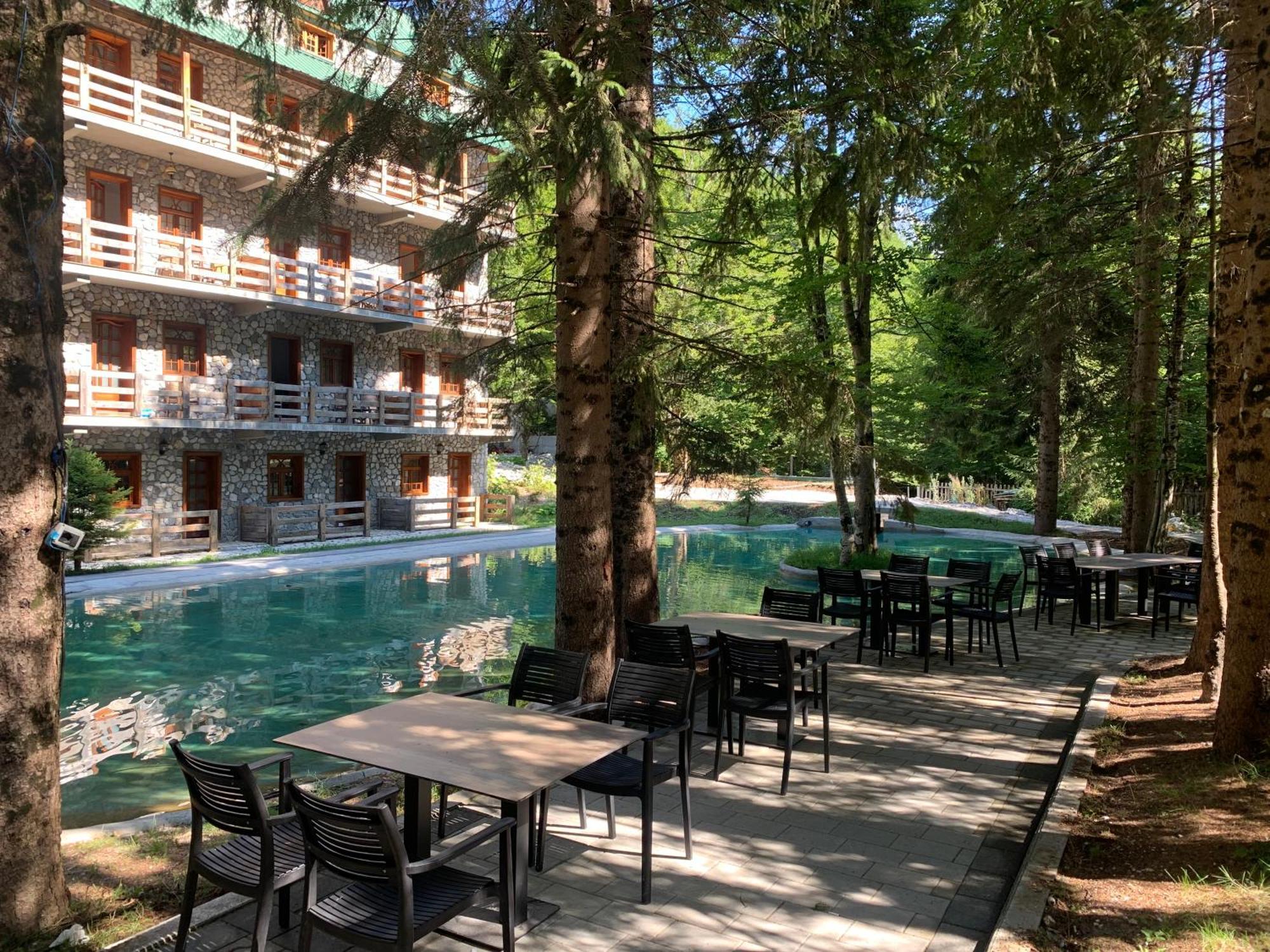Hotel Fusha E Gjese Valbone Exterior foto