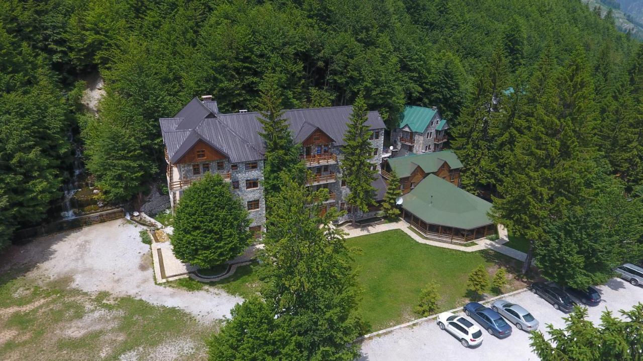 Hotel Fusha E Gjese Valbone Exterior foto
