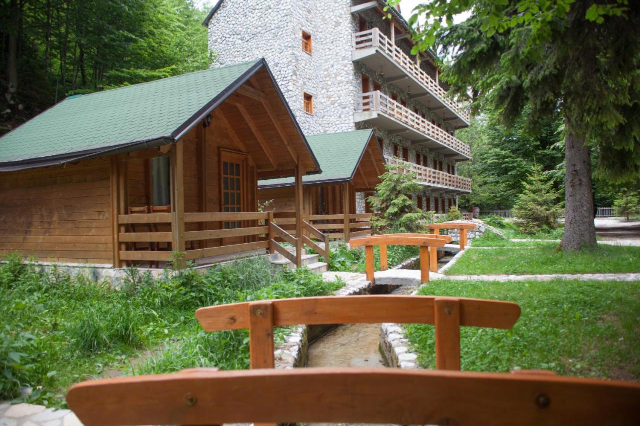 Hotel Fusha E Gjese Valbone Exterior foto